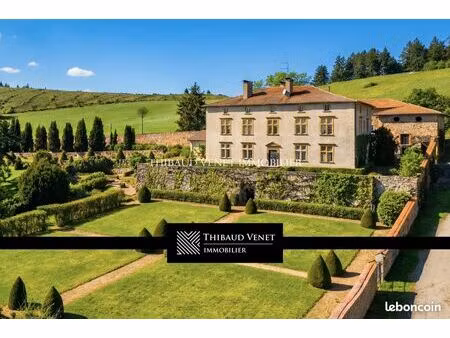 château 13 pièces 498 m²