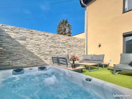 unique : sublime maison de ville contemporaine 3ch + bureau avec cour  jardin  jacuzzi & h