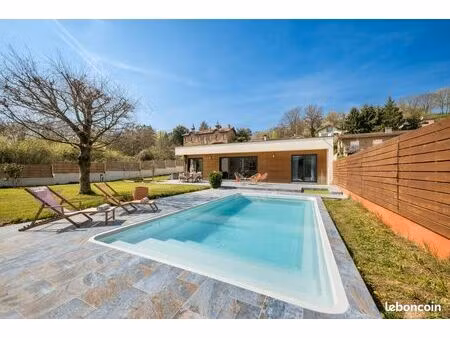 albigny centre : maison neuve plain-pied avec 4 chambres et piscine