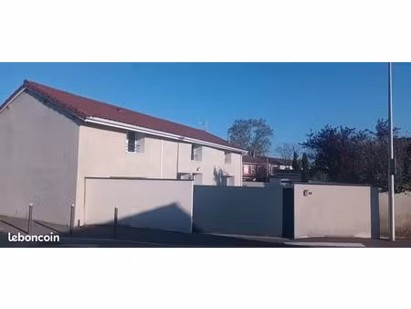 maison . 114 m² . 4 pièces