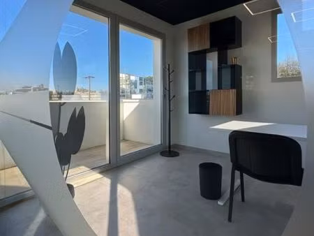 location bureaux équipés avec services - parking et accès rapide aéroport