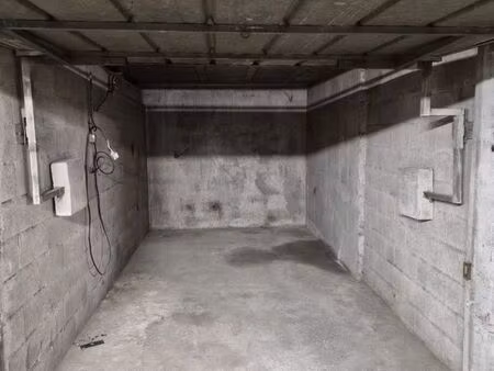 à louer – garage fermé et sécurisé – marseille 14ème (13014)