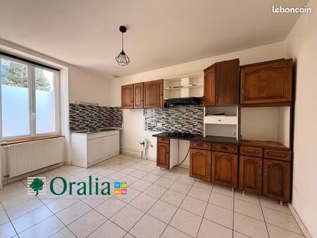 maison de village 5 pièces 120 m²