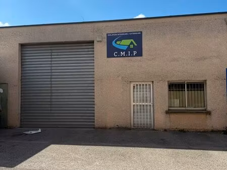 local à louer 225m2