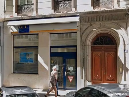 local commercial 91 m²