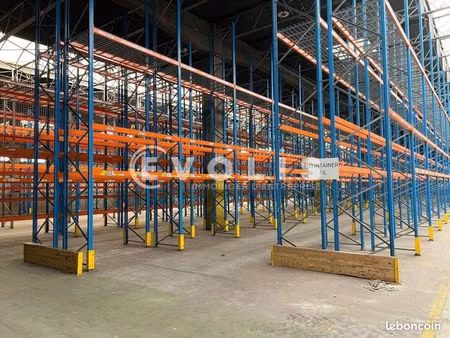 local d'activité 5 548 m²