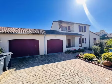 maison 128m² + 4 chambres  jardin et garage double - antran