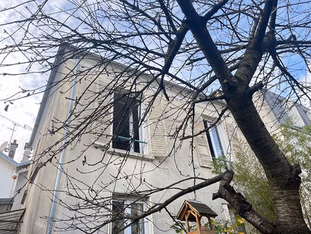 bois-colombes mairie - maison 4/5 pieces