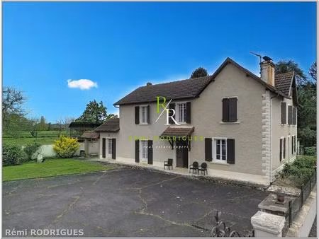 corps de ferme 9 pièces