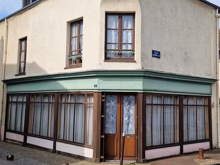 maison ancienne en plein coeur de ville