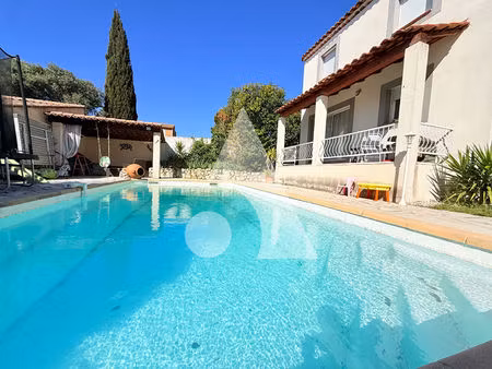 villa t4 avec jardin et piscine secteur barjaquets