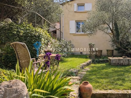 villa 5pièce(s) 3chambre(s) 177 m² uzès (30700)