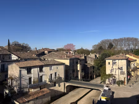 à louer appartement 4 pièces 91 m2 + cave aniane