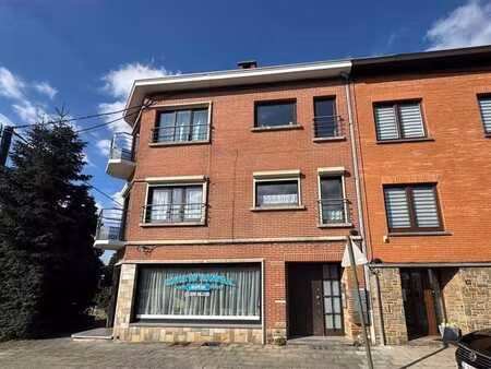 bel appartement à proximité de toutes les commodités