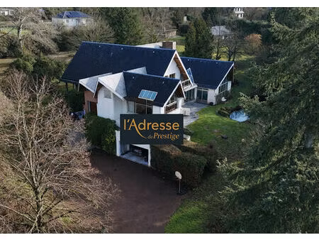 vente demeure de prestige 7 pièces  680.00m²  saint