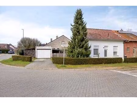 goed gelegen  te renoveren woning in vorselaar