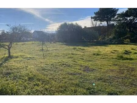 terrain constructible à vendre