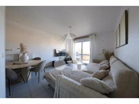 appartement 3 pièces - secteur canal