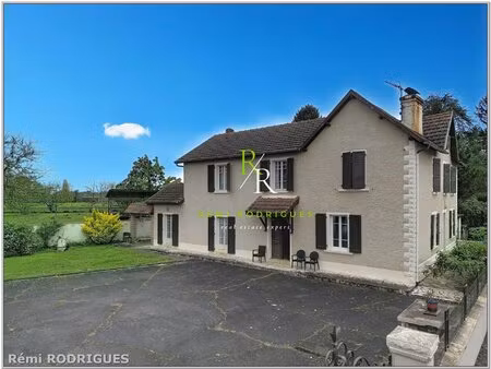 corps de ferme 9 pièces