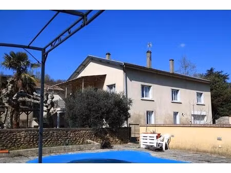maison familiale à deux pas du centre d'hauterives