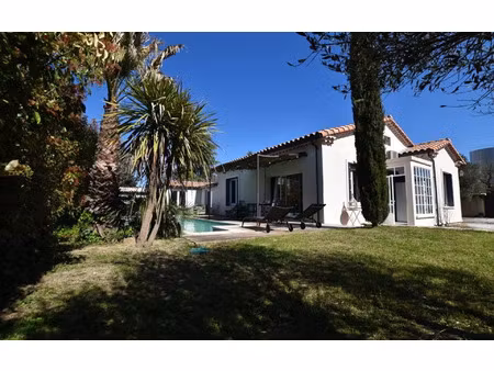 maison castries m² t-5 à vendre  650 000 €