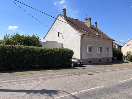sur les hauteurs  au calme  charmante maison deux appartemen