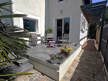 vente maison 5 pièces 136 m² noiseau (94880)