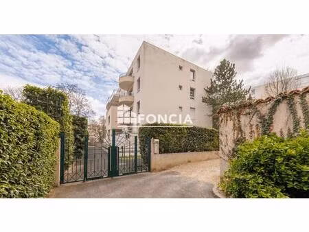 à vendre – appartement t3 dans résidence prisée