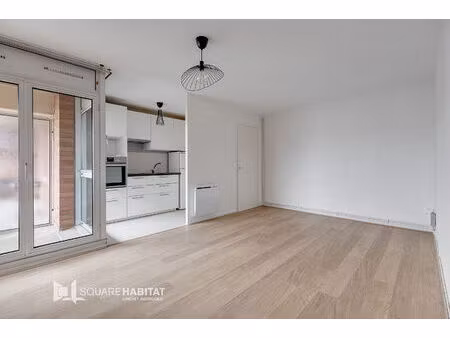 appartement 2 pieces rue de la digue avec balcon et parking