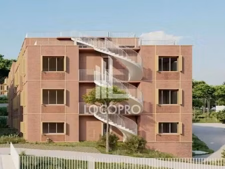 vente bureaux 114 m² à 1 671 m²