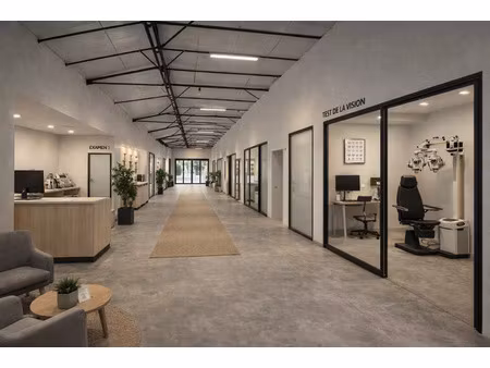 location commerce 326 m² à lagnieu (01150)