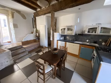 maison de charme avec véranda  balcon  cave et jardin