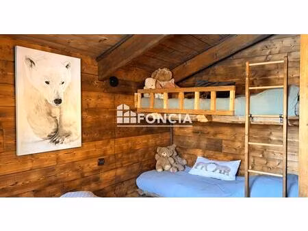 chalet alliant espace et confort ! les carroz a 45 mn de geneve et 15mn de l'40 !