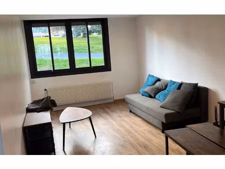 location appartement  m² t-2 à champagne-au-mont-d'or  1 014 €