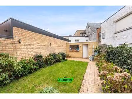 appartement de plain-pied à vendre dans le centre de de haa…