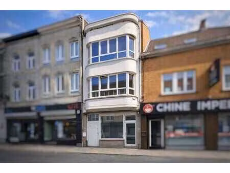 immeuble mixte - logement 3 ch + espace commercial