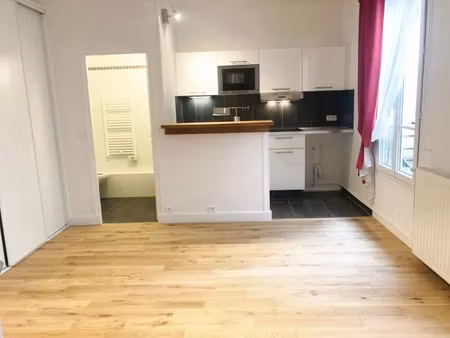 location meublée appartement 1 pièce 23 m² à montrouge (92120)  899 €