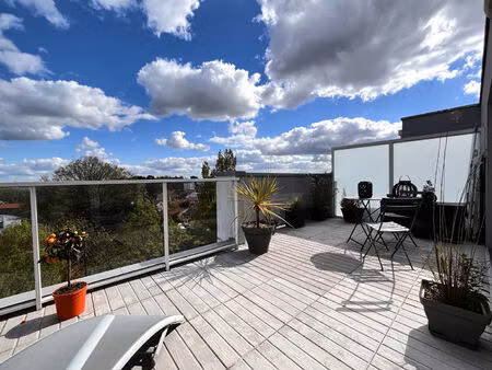 dernier étage jules verne superbe appartement avec terrasse et double box fermé