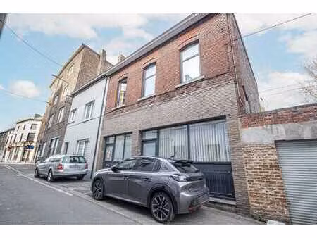 immeuble comprenant 2 logements