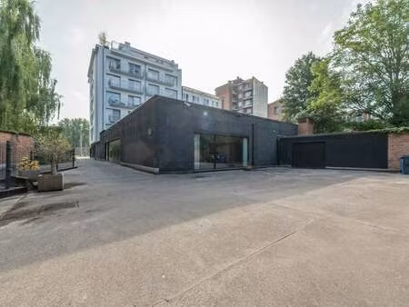 bien professionnel à louer à berchem € 3.000 (lmw1j) - arcasa bvba | zimmo