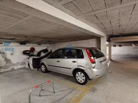 parking sécurisé - cros de cagnes
