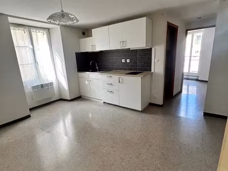 location appartement 2 pièces 26 m² à vizille (38220)  380 €