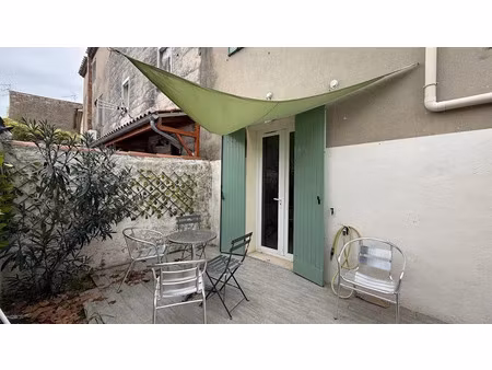 location meublée appartement 2 pièces 32 m² à istres (13800)  612 €