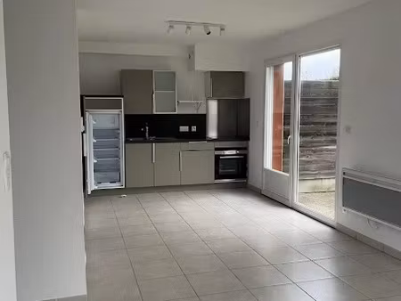 location appartement 3 pièces 51.33 m² à noyelles-godault (62950)  670 €