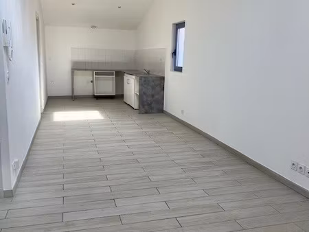 tres grand 3 pieces-vallauris centre-renove-calme-lumineux-b