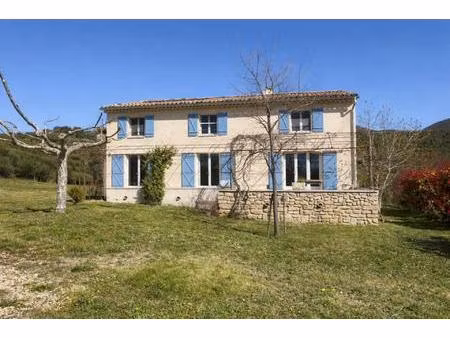 magnifique maison de style provençal