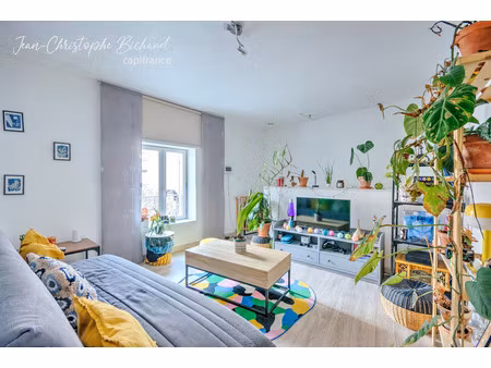 maison de ville avec local loué 600 €/mois : réduisez votre crédit dès l’achat