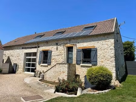 maison 180m2  6 pièces 3 chambres  dépendance