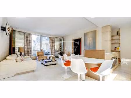 appartement contemporain avec terrasse et piscine saint thomas d’aquin - paris 7ᵉ (75)