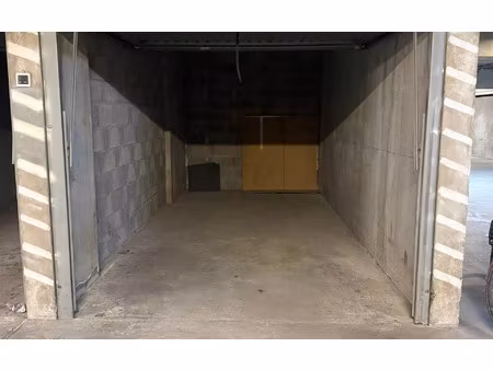 stationnement lyon 3 12.17 m² t- à vendre  26 500 €